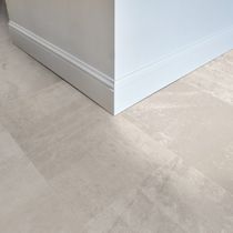 All-in Laminat Fliese VisioGrande 8mm Fliessestrich Altweiss wasserresistent 4V-Fuge